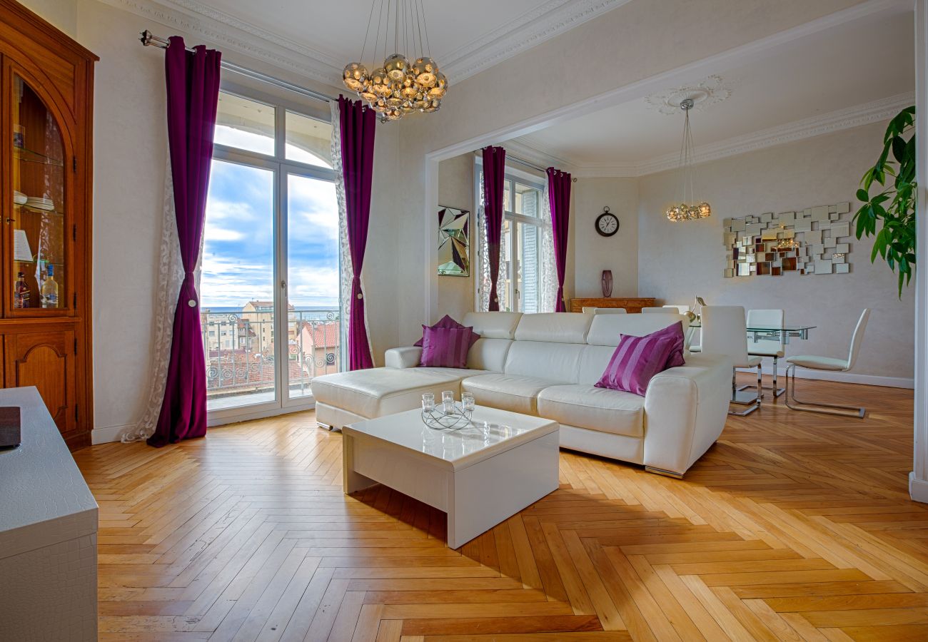 Appartement à Cannes - VASTE HORIZON