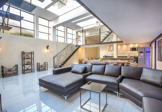 Appartement à Cannes - MONTAIGNE LOFT - Residence Montaigne Appartement à Cannes - MONTAIGNE LOFT - Residence Montaigne