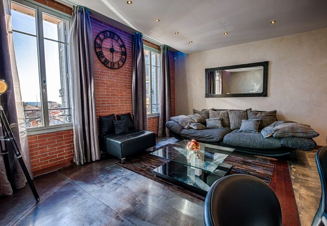 Appartement à Cannes - URBAN - Residence Du Louvre Appartement à Cannes - URBAN - Residence Du Louvre