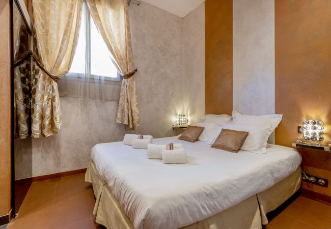 Appartement à Cannes - MODERN - Residence Du Louvre Appartement à Cannes - MODERN - Residence Du Louvre