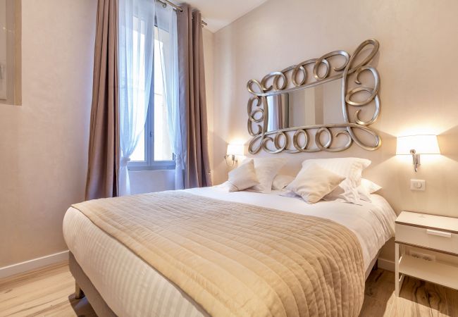 Appartement à Cannes - SKANDI - Residence Du Louvre Appartement à Cannes - SKANDI - Residence Du Louvre