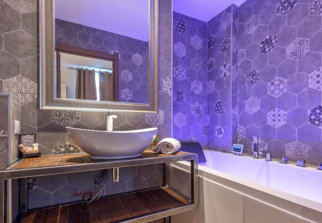 Appartement à Cannes - SKANDI - Residence Du Louvre Appartement à Cannes - SKANDI - Residence Du Louvre