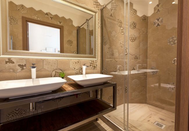 Appartement à Cannes - SKANDI - Residence Du Louvre Appartement à Cannes - SKANDI - Residence Du Louvre