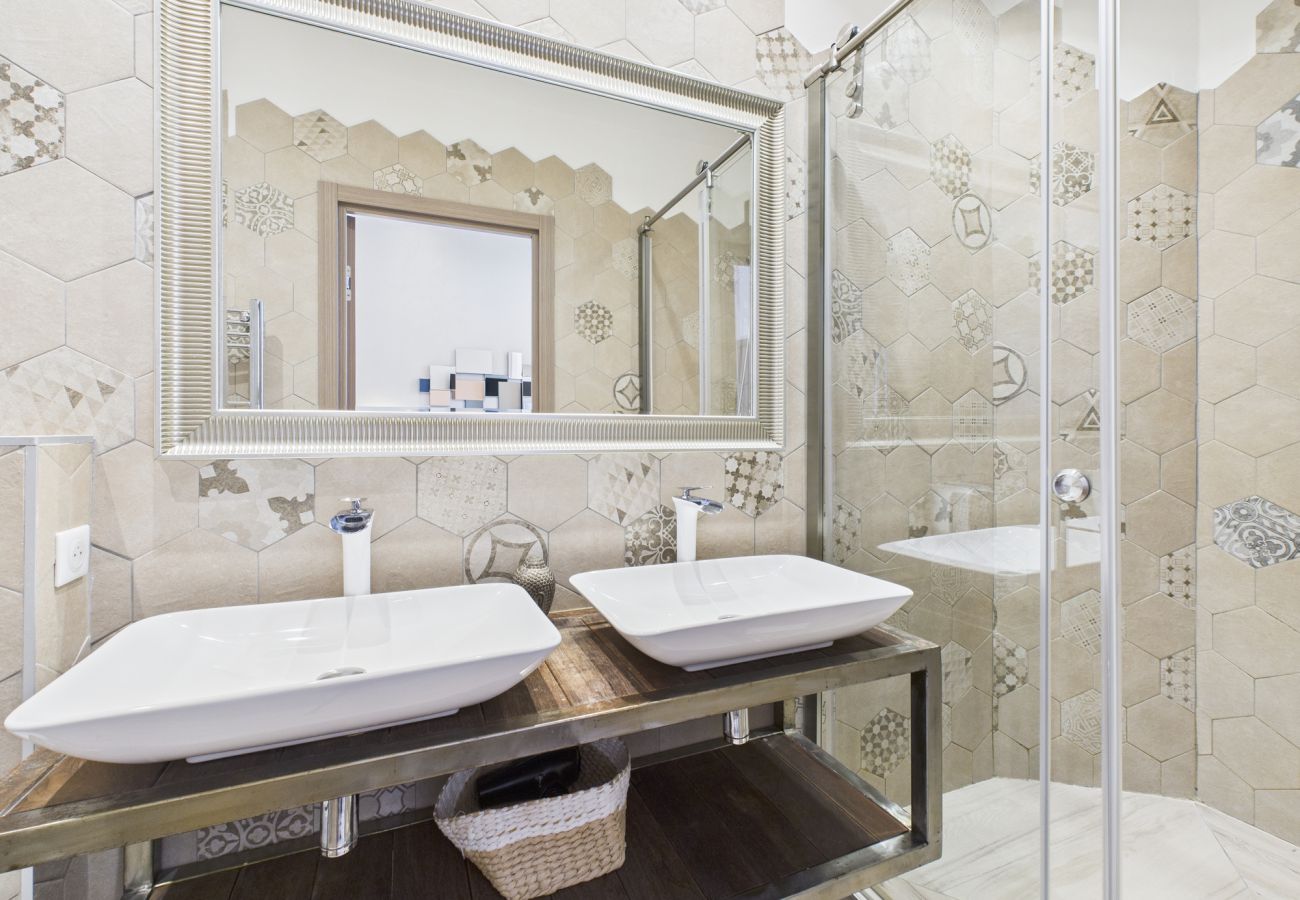 Appartement à Cannes - SKANDI - Residence Du Louvre