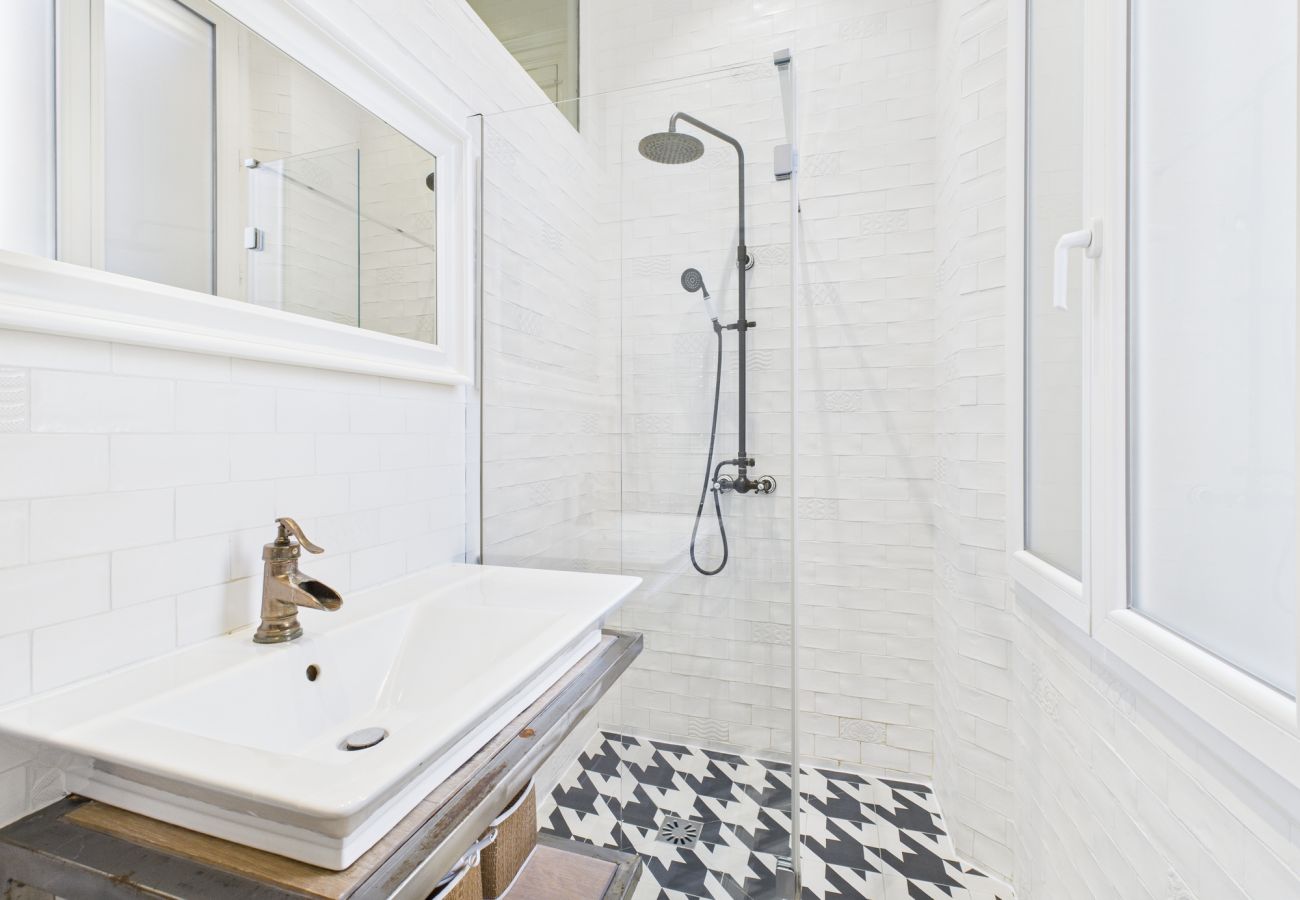 Appartement à Cannes - HAUSSMANN - Residence Du Louvre