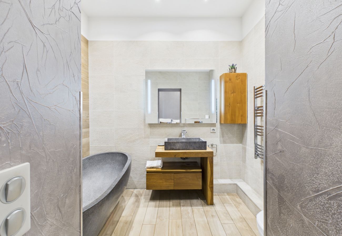 Appartement à Cannes - GARDEN PALACE - Residence Du Louvre