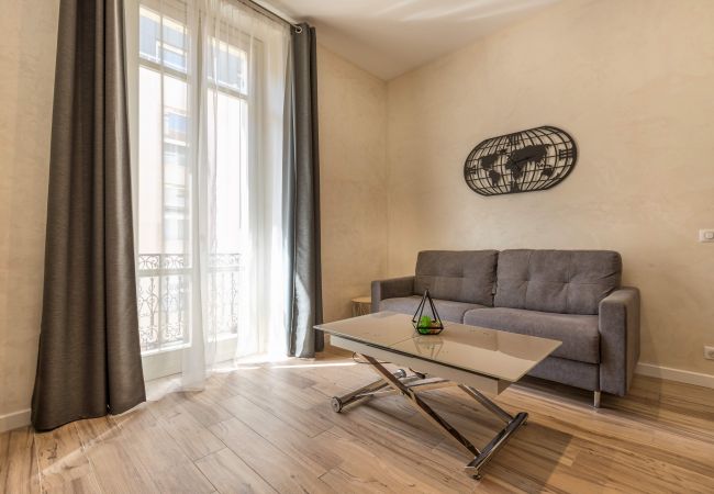 Appartement à Cannes - ZOLA - Residence Montaigne Appartement à Cannes - ZOLA - Residence Montaigne