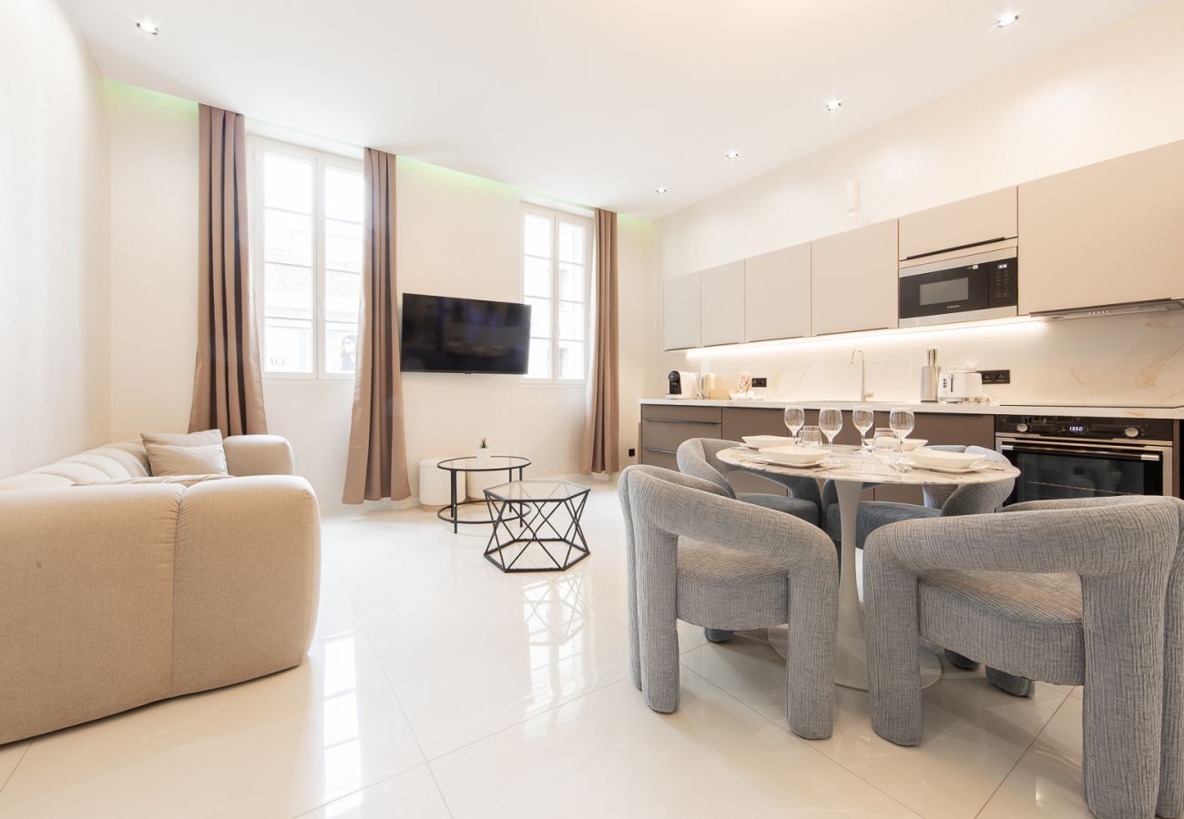Appartement à Cannes - VERA - Residence 15 Antibes