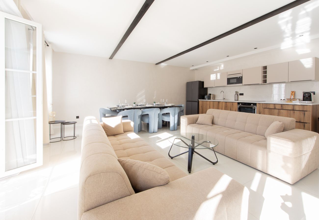 Appartement à Cannes - FREESIA - Residence 15 Antibes