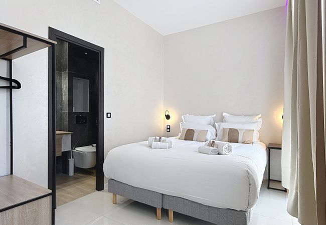 Appartement à Cannes - IRIS - Résidence 15 Antibes Appartement à Cannes - IRIS - Résidence 15 Antibes