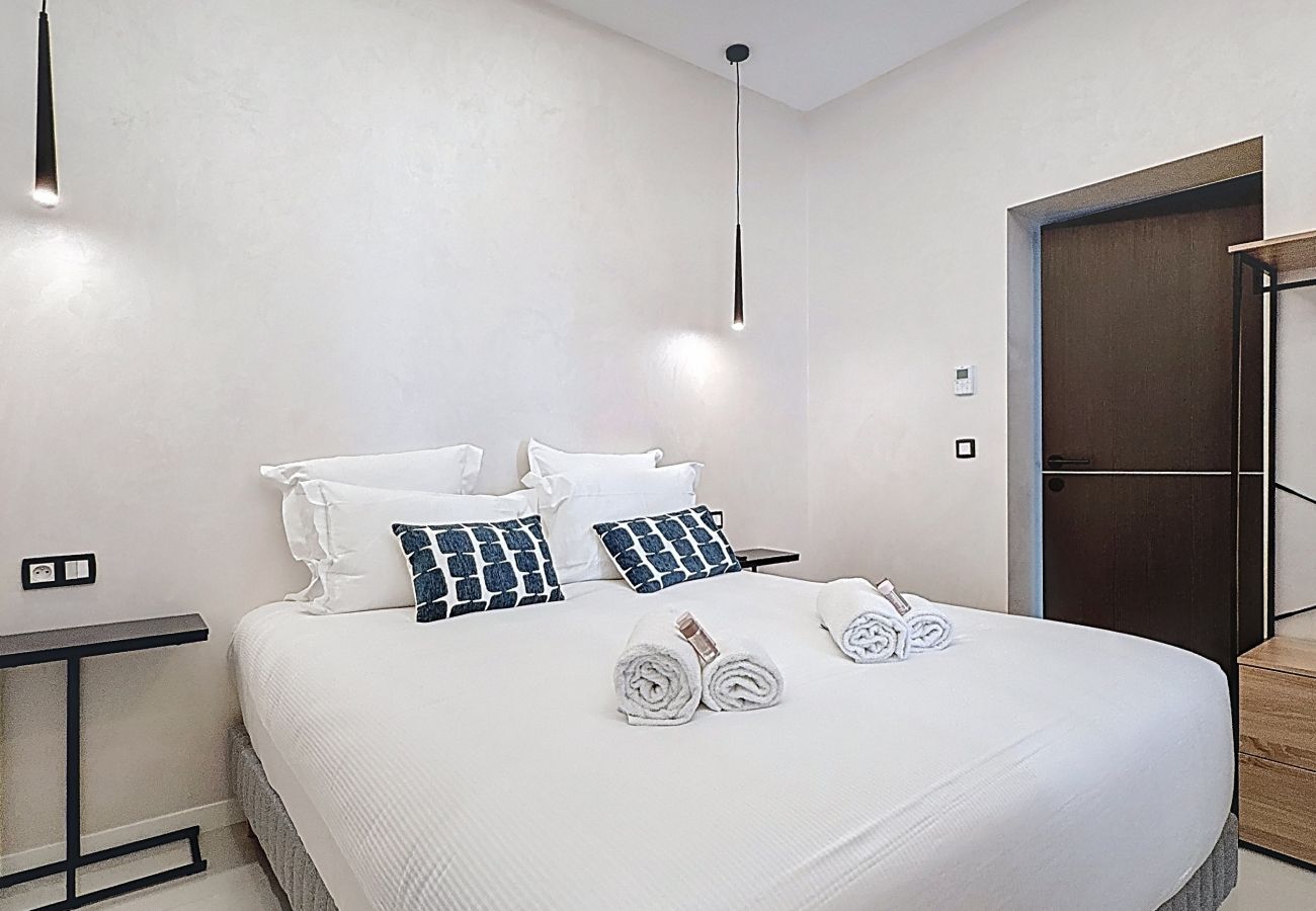 Appartement à Cannes - IRIS - Résidence 15 Antibes
