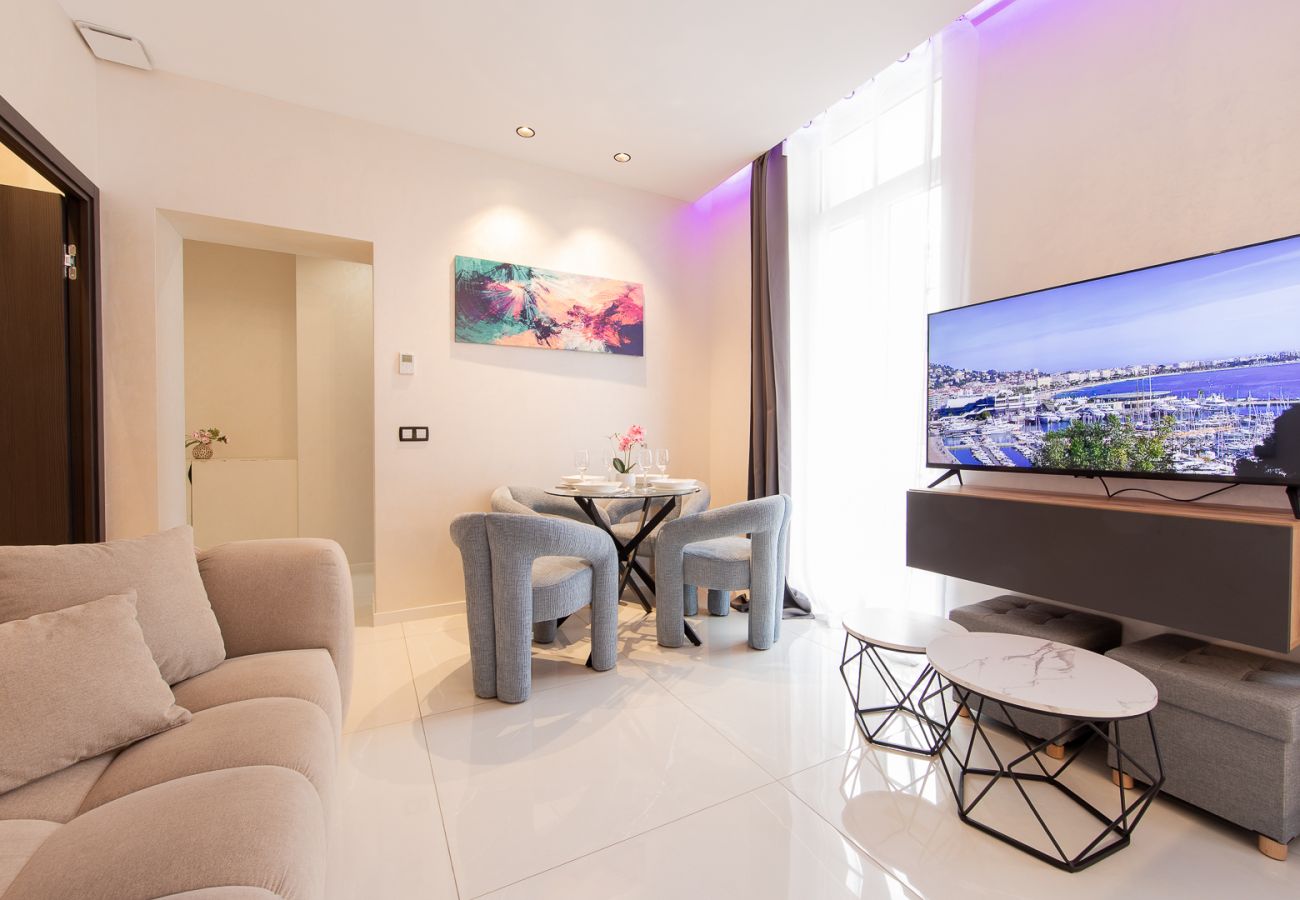 Appartement à Cannes - ROSE - Résidence 15 Antibes