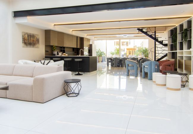 Appartement à Cannes - BLOOM - Residence 15 Antibes