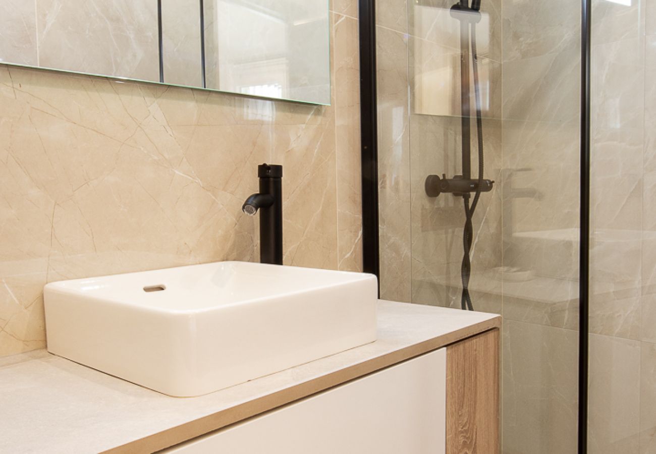 Appartement à Cannes - BLOOM - Residence 15 Antibes