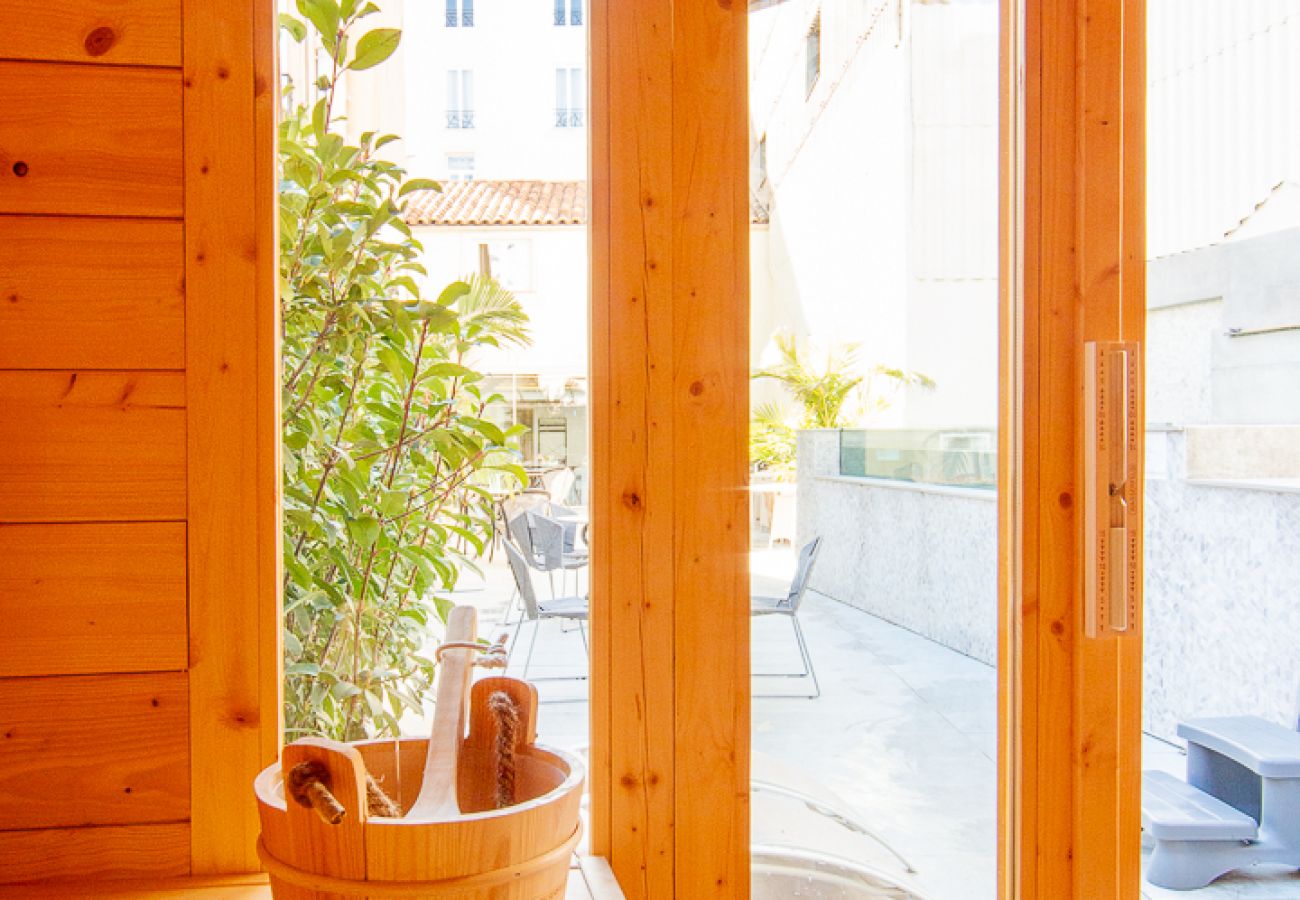 Appartement à Cannes - BLOOM - Residence 15 Antibes