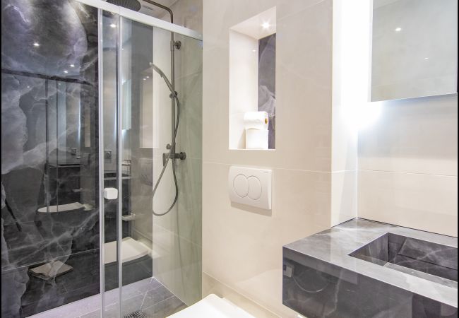 Appartement à Cannes - Suite ZETA - Hotel particulier Marceau Appartement à Cannes - Suite ZETA - Hotel particulier Marceau