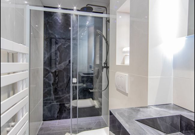 Appartement à Cannes - Suite ZETA - Hotel particulier Marceau Appartement à Cannes - Suite ZETA - Hotel particulier Marceau