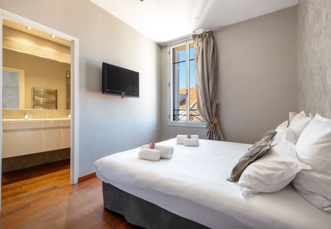 Apartment in Cannes - LUXURY - Residence Du Louvre Apartment in Cannes - LUXURY - Residence Du Louvre