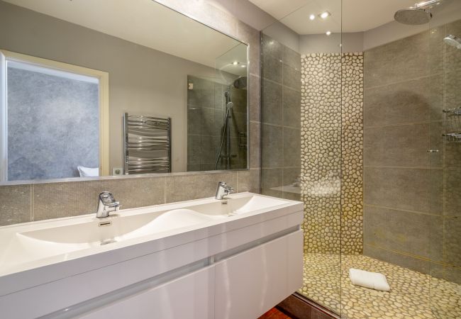 Apartment in Cannes - LUXURY - Residence Du Louvre Apartment in Cannes - LUXURY - Residence Du Louvre