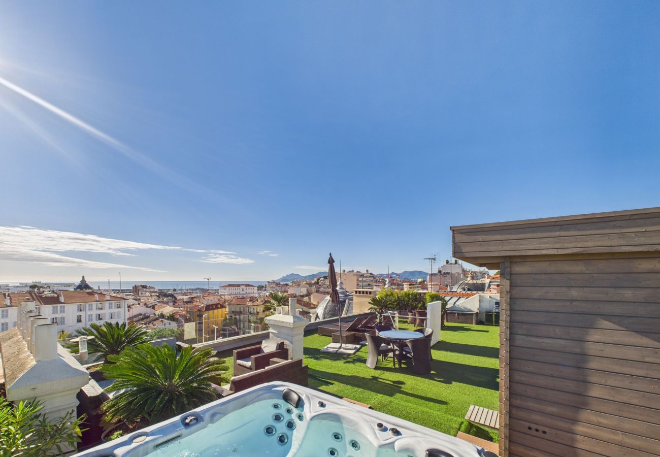 Apartment in Cannes - LUXURY - Residence Du Louvre