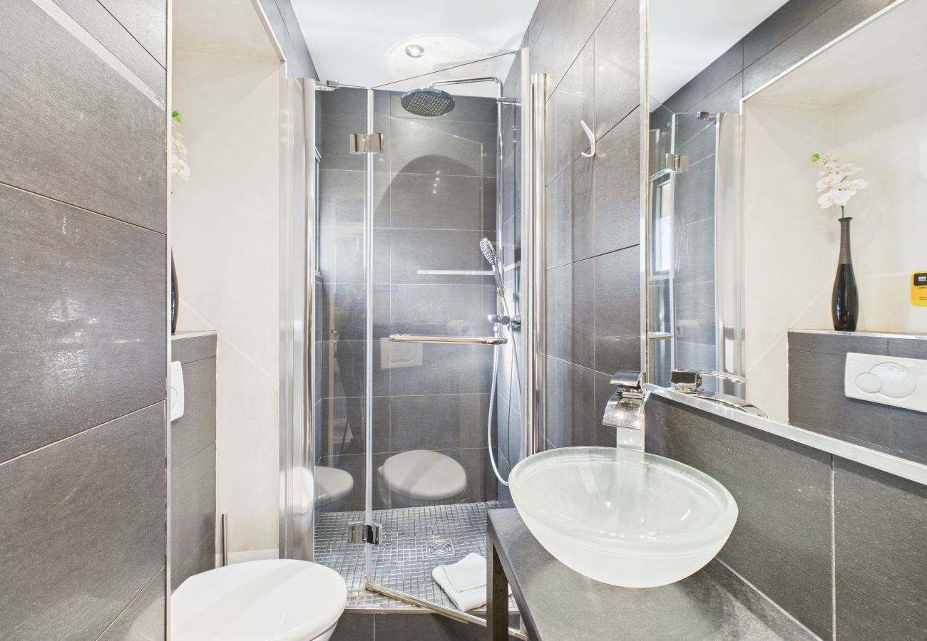 Apartment in Cannes - URBAN - Residence Du Louvre