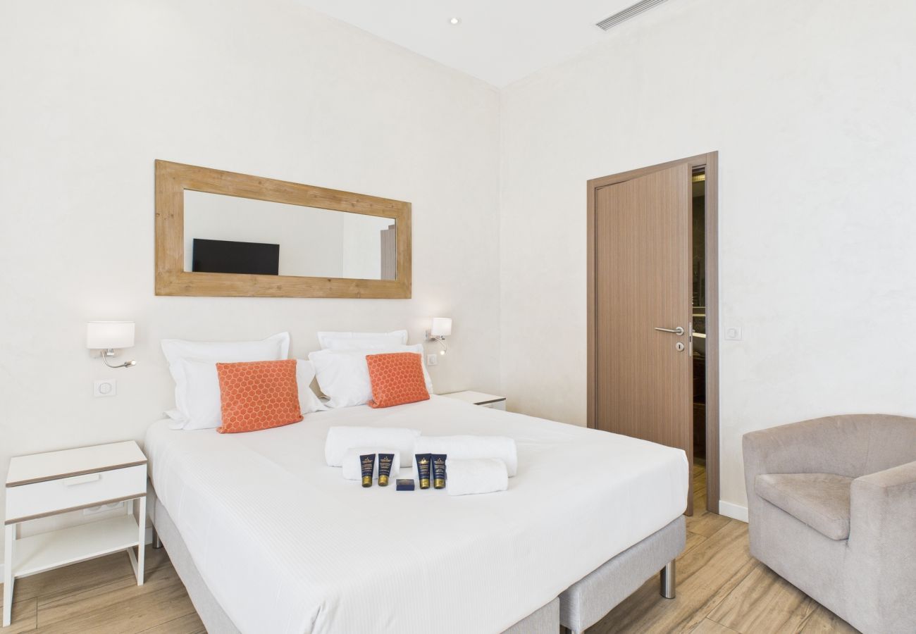 Apartment in Cannes - SKANDI - Residence Du Louvre