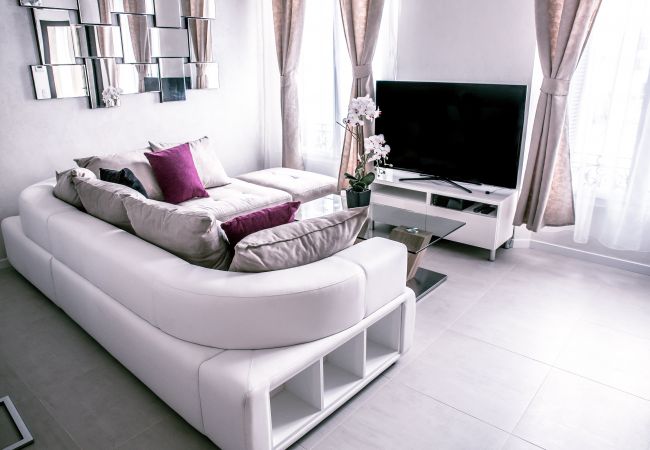 Apartment in Cannes - COSY - Residence Du Louvre Apartment in Cannes - COSY - Residence Du Louvre