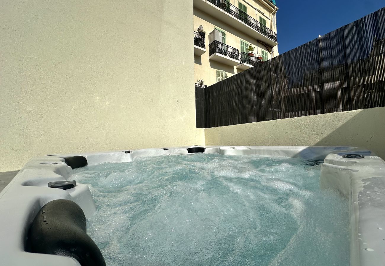 Apartment in Cannes - BLOOM - Residence 15 Antibes