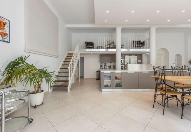 Apartment in Cannes - 5 chambres - Loft - Villa Antoine Apartment in Cannes - 5 chambres - Loft - Villa Antoine