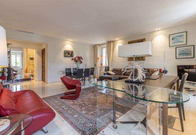 Apartment in Cannes - 2 chambres - Villa Antoine